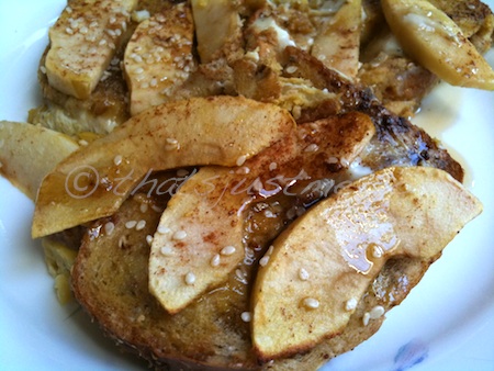 Baked French Toast with apples and maple syrup